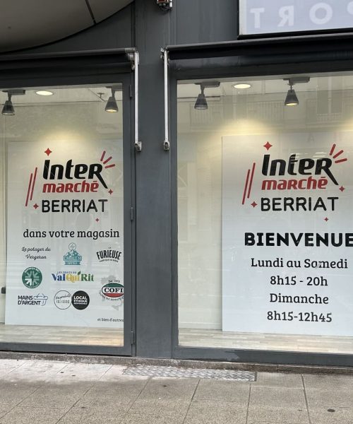 La-galerie-kstore-Grenoble-Intermarche-devanture